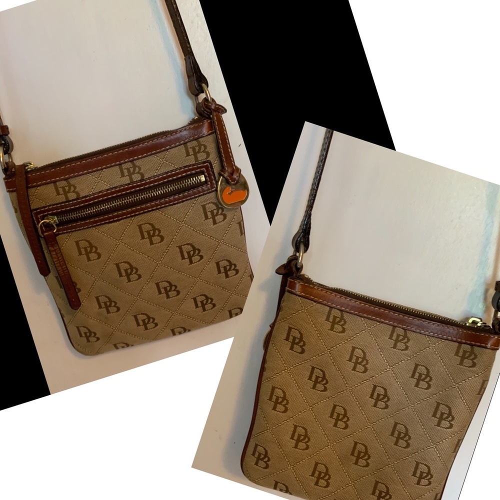 Dooney and Bourke crossbody EUC